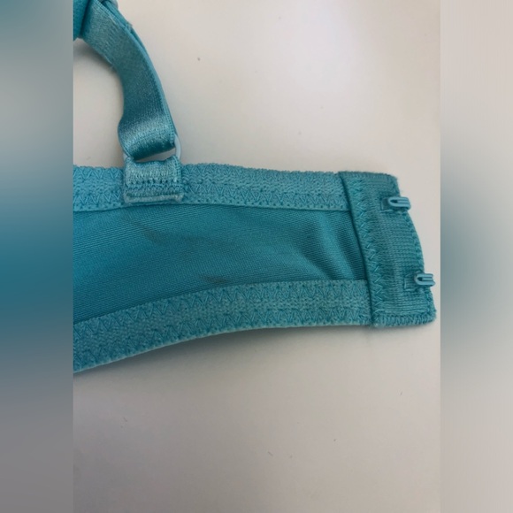 NWT! Marciano Jeweled Bra Size: 34B - Picture 9 of 14